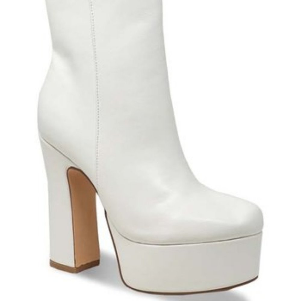 🌟 Chase + Chloe || 7.5 White Journey Platform Bootie